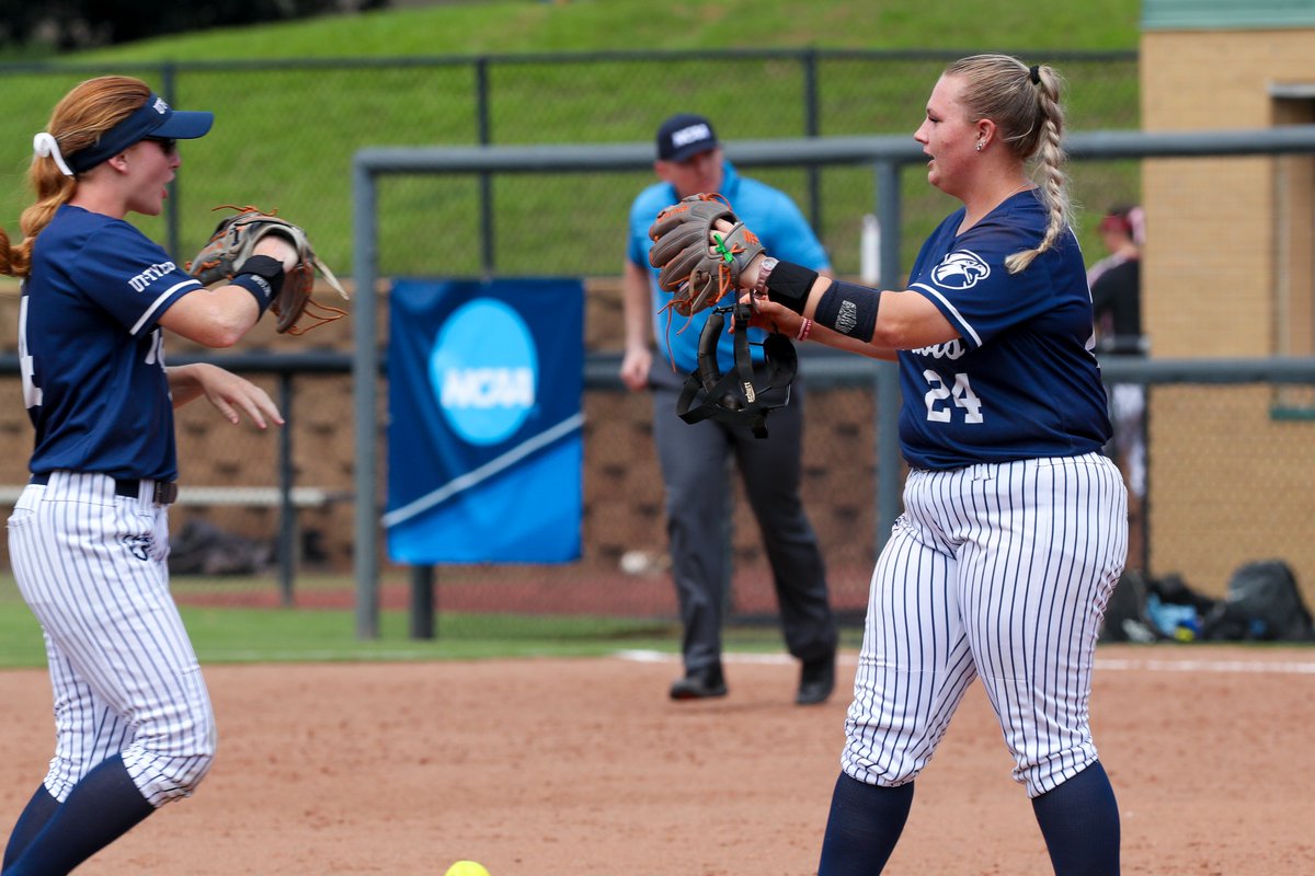 SB | Headed to the winner's bracket.

No. 2 seeded @Patriot_sb won 5-2 over St. Mary's in game one of the 2024 NCAA DII South Central Regional and will meet no. 3 seeded Colorado Christian in game three tomorrow afternoon at noon!

#SWOOPSWOOP