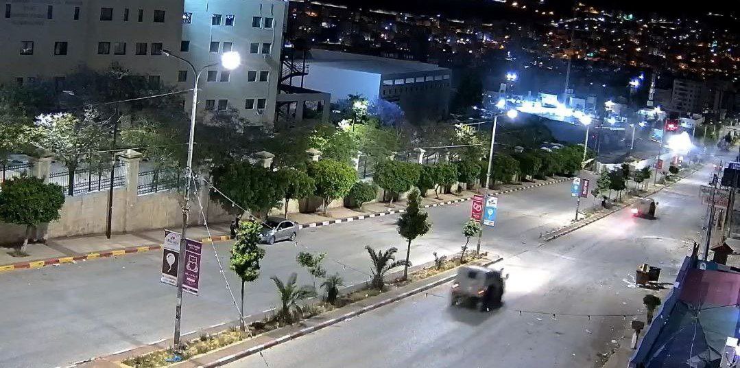 🚨Now: IOF storming the Rafidia neighborhood in the city of Nablus.