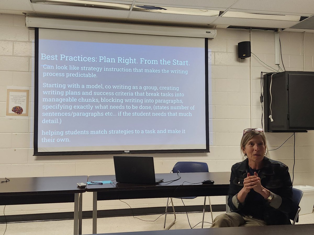 A great night of learning and community building at @LimestoneDSB and @queensu's UDL Night. Lots of learning to be had and things to reflect and think about as an educator. Bravo to the team who put this great event together! 👏 #LDSBbettertogether