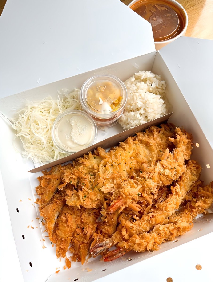 Dinner - chicken donkatsu and shrimp tempura 🍤 #foodblogger #foodie #foodphotography #foodlovers