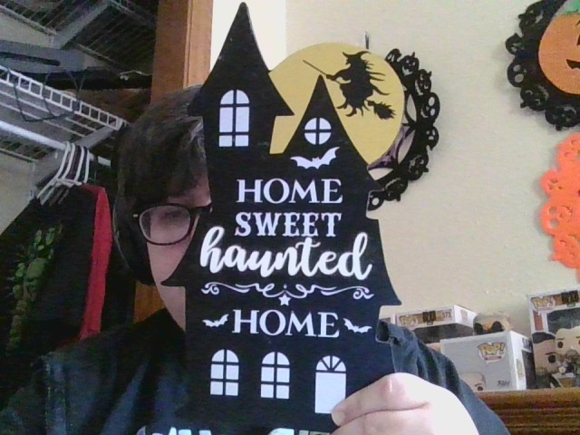 😊🎃🦇🖤One of my Halloween decorations.