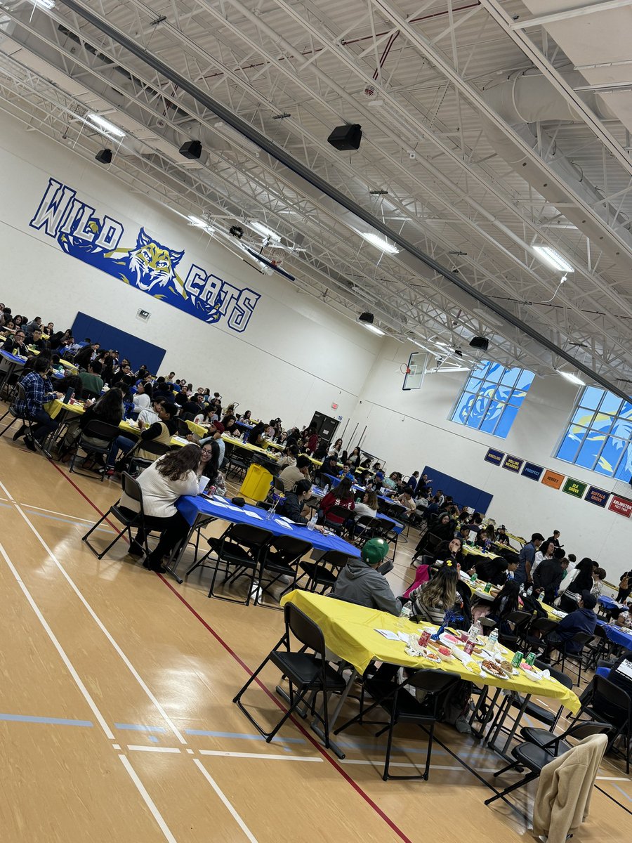 What a night!?! The @Wheeling_Cats End-of-Year @AVID4College celebration was incredible. This program is incredible, our staff is unparalleled, and the sky is the limit for these soon-to-be graduates. Honored to be part of this team and family. #TheWheelingWay #makeitmatter