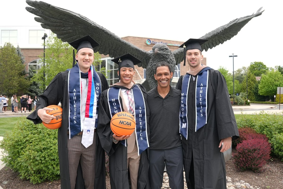 Three more Hawk grads 🎓🎓🎓

#FlyHawks