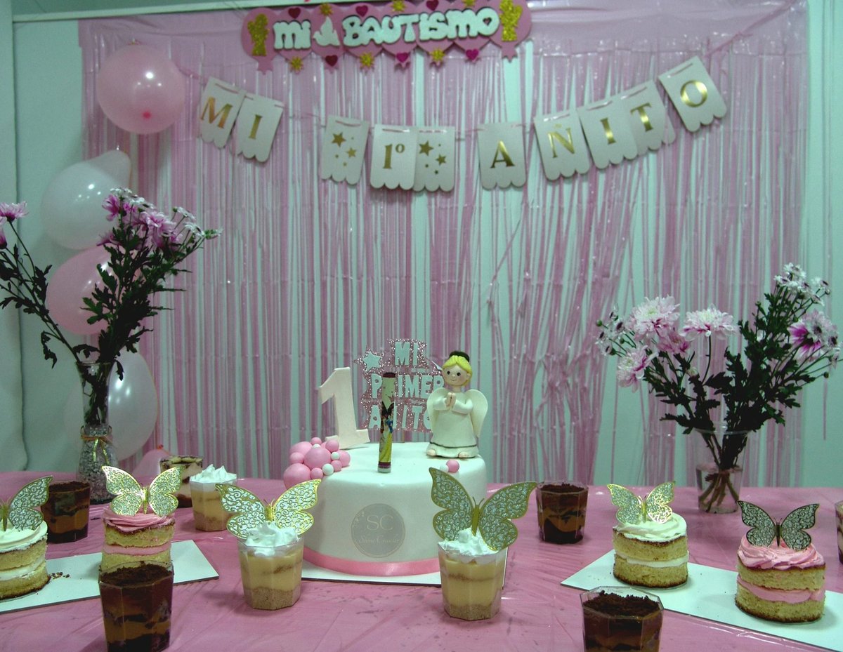ShineQueenM's tweet photo. #ph #photography #photoshooting #birthday #cake #fotografia #cumpleaños #cumpleañosRoma #primerañoRoma #torta #1año https://t.co/dKwVVqPZEK