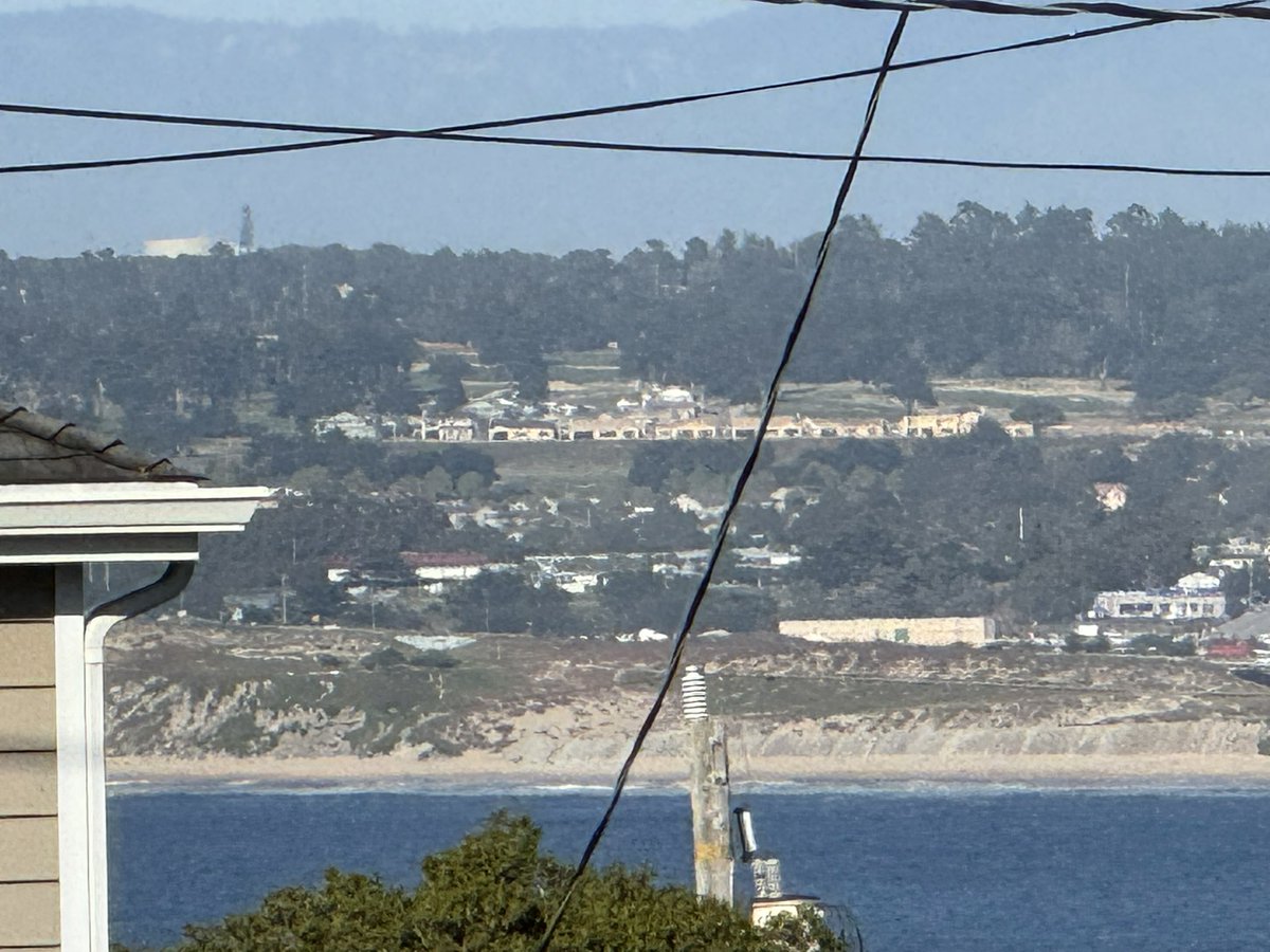 Zoom on the iPhone is bonkers, those are the houses they are building on BlackHorse.