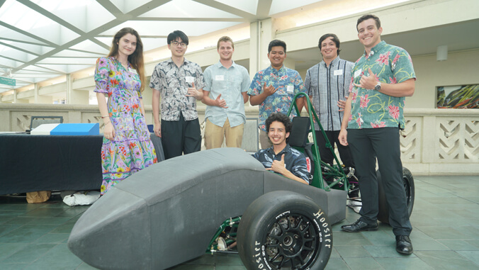 Record turnout, funds raised at annual banquet support engineering students - The event celebrated the achievements of students, faculty and alumni, while also raising a record-breaking amount of more than $380,000 ➡️ bit.ly/49xz0i0 #TakeMeToManoa #FacesOfManoa