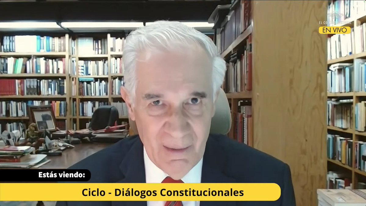 Llama la atención que la #Constitución de #ElSalvador de 1983 abandonó la separación del ejercicio de poder, pero adoptó la figura de ‘órganos de gobierno’, comenta el colegiado Diego Valadés. 📜🇸🇻 👉 colnal.mx/agenda/la-cons…