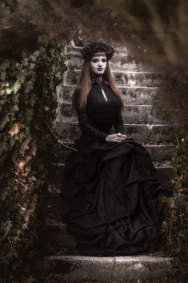 #SweetDarkness 🖤🌹