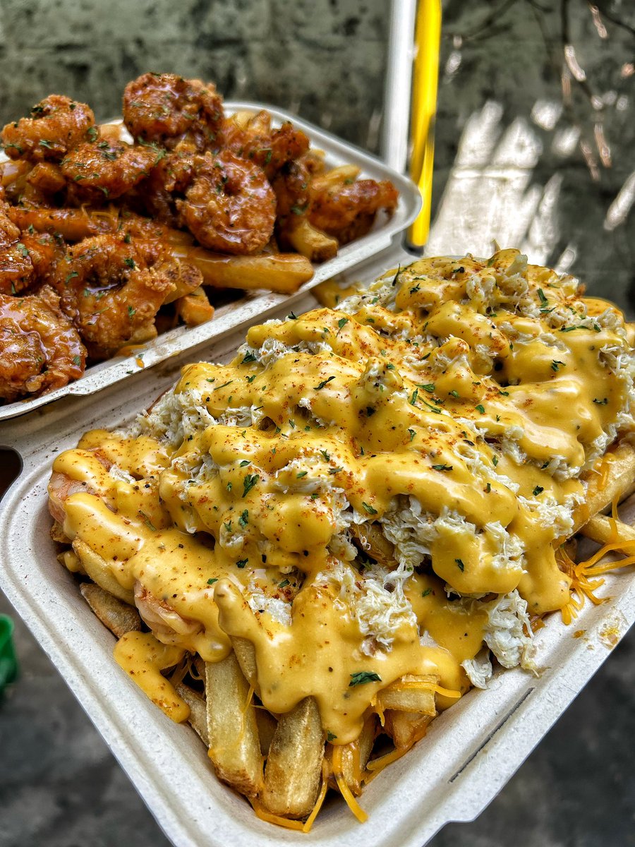🗣️HELLLOOOOOOOO 🍤 You can get your shrimp #fried now at the #Gardena location “COMING SOON TO OUR OTHER LOCATIONS” FOLLOW OUR OTHER LOCATIONS #instagram &amp; #tiktok ⬇️⬇️⬇️⬇️ 

🍟 Lemon Garlic Shrimp &amp; Crab fries 

🍟 Honey Lemon Cajun Fried Shrimp fries 

#mrfriesman #fries