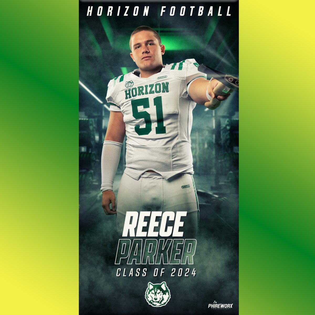 Last shoutout to our Sr. #51 Reece Parker. Best of luck to you with your future endeavors! #Huskyfamily @HorizonFootball @HHSathleticsAZ @PVUSDATHLETICS