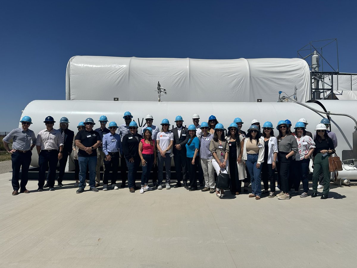 Today I toured Heirloom, the country’s 1st direct air carbon capture facility, with my colleagues. It was very informative to learn about this process and see where it can take us! @envirovoters @BenAllenCA @ib2_real @SenJoshBecker @MoniqueLimonCA @heirloomcarbon @SenBlakespear