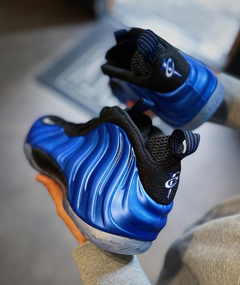 Certified classic.

Nike Air Foamposite One 'Royal' 💙