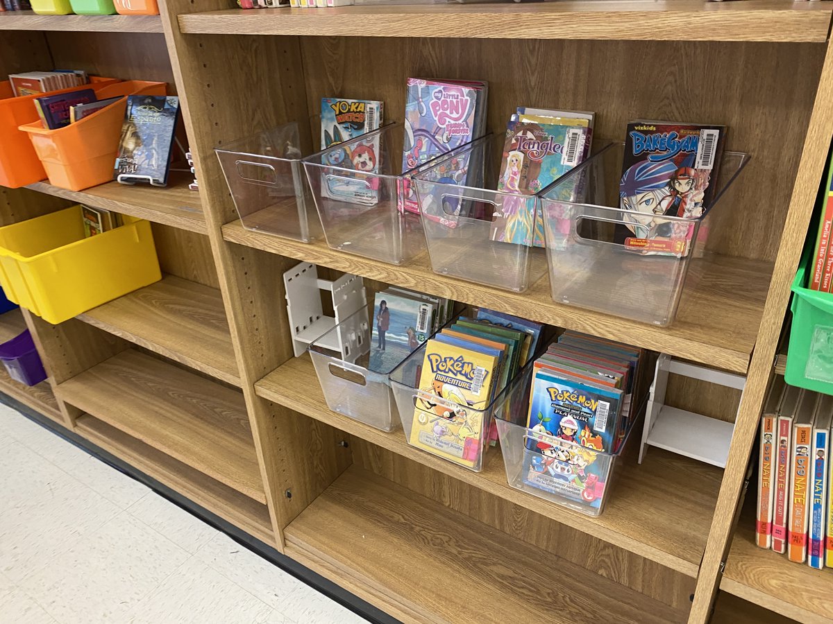 #ThrowbackThursday: Thanks to @DonorsChoose & @FirstBook, I was able to add exceptional books to the @EscamillaLMC library collection - books are gone as soon as it placed on the shelf! Great #MyAldine memory! (CC: @aldinelibraries)