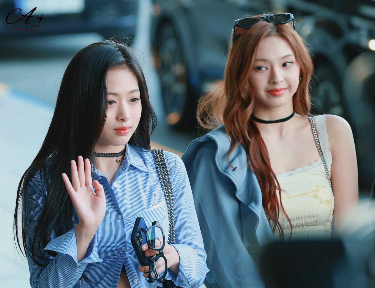 this pic of chiyeon omg 🤍😭

#AHYEON #아현 #CHIQUITA #치키타 #BABYMONSTER #베이비몬스터