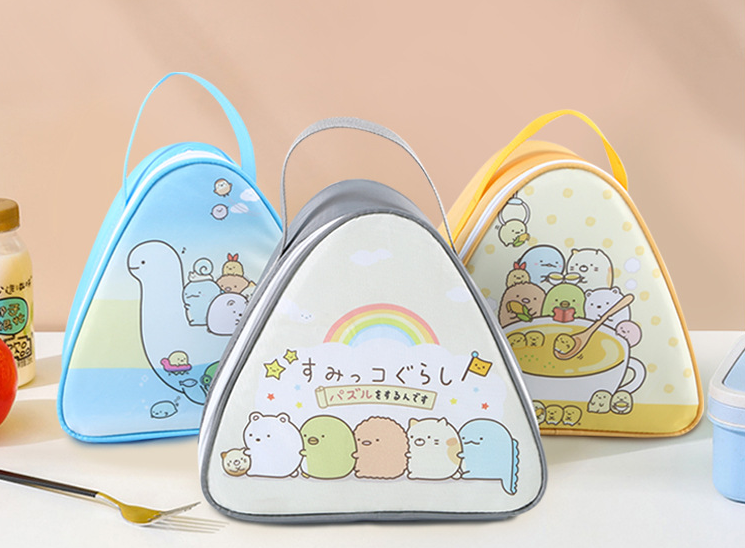 Cacaroo_Gift's tweet photo. 保温おにぎり弁当パック、中身は食品級アルミホイル素材で安全で信頼性が高い。外も超萌え、ルックス値と実用性を両立！
#USJグッズ #ディズニーグッズ https://t.co/8ka7UvzYcB