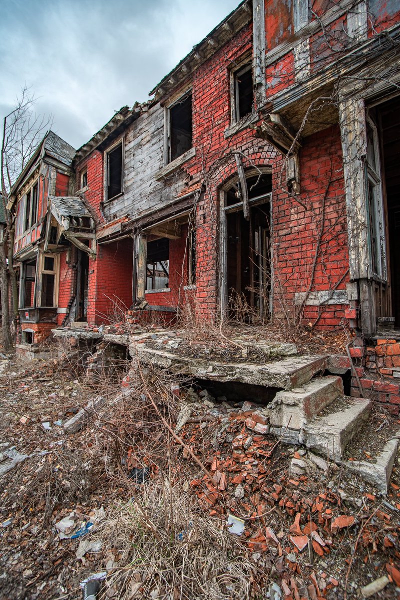 The ruins of a former apartment complex in Detroit, Michigan.