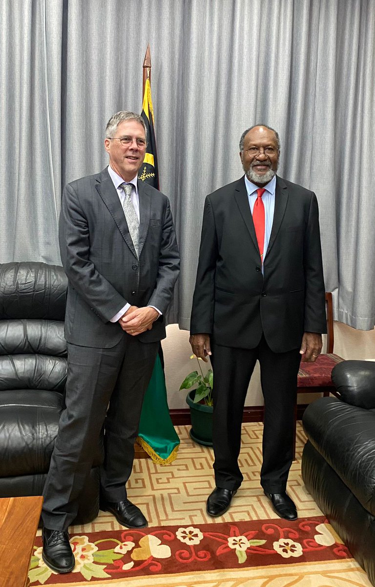 First meeting with the Prime Minister the Hon Charlot Salwai Tabimasmas. Our partnership is built on shared values and a joint vision for a peaceful and prosperous region. We discussed 🇦🇺’s commitment to 🇻🇺’s priorities, including long-term cyclone recovery.