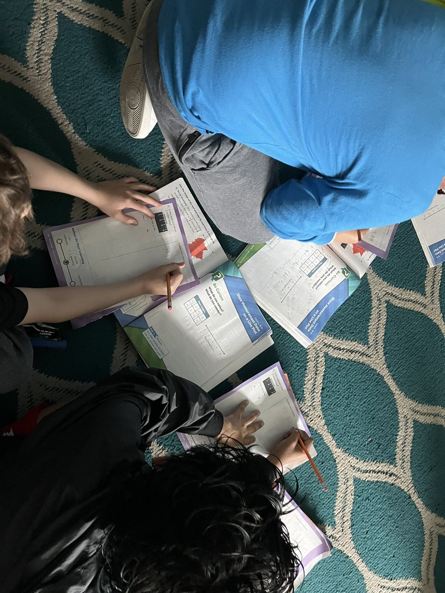 3rd grade learners in Ms. Seitz’s classroom are rereading to find the central idea while @SDartouzos’ mathematicians uncover and debunk a common misconception related to measurement. @BASDLiteracy4Me @rmda226