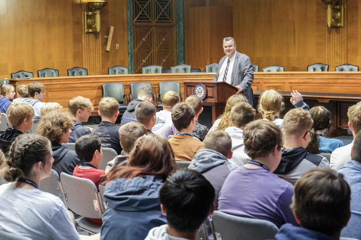 Started my morning off with some good old-fashioned Q&A with the 8th graders from Belgrade Middle. These kids have bright futures ahead!