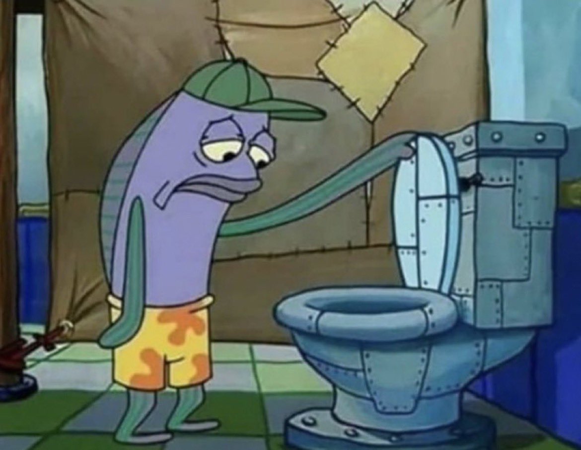 Hoodville_'s tweet photo. When you at someone’s crib and the dookie won’t flush https://t.co/KuXRqEdzR5