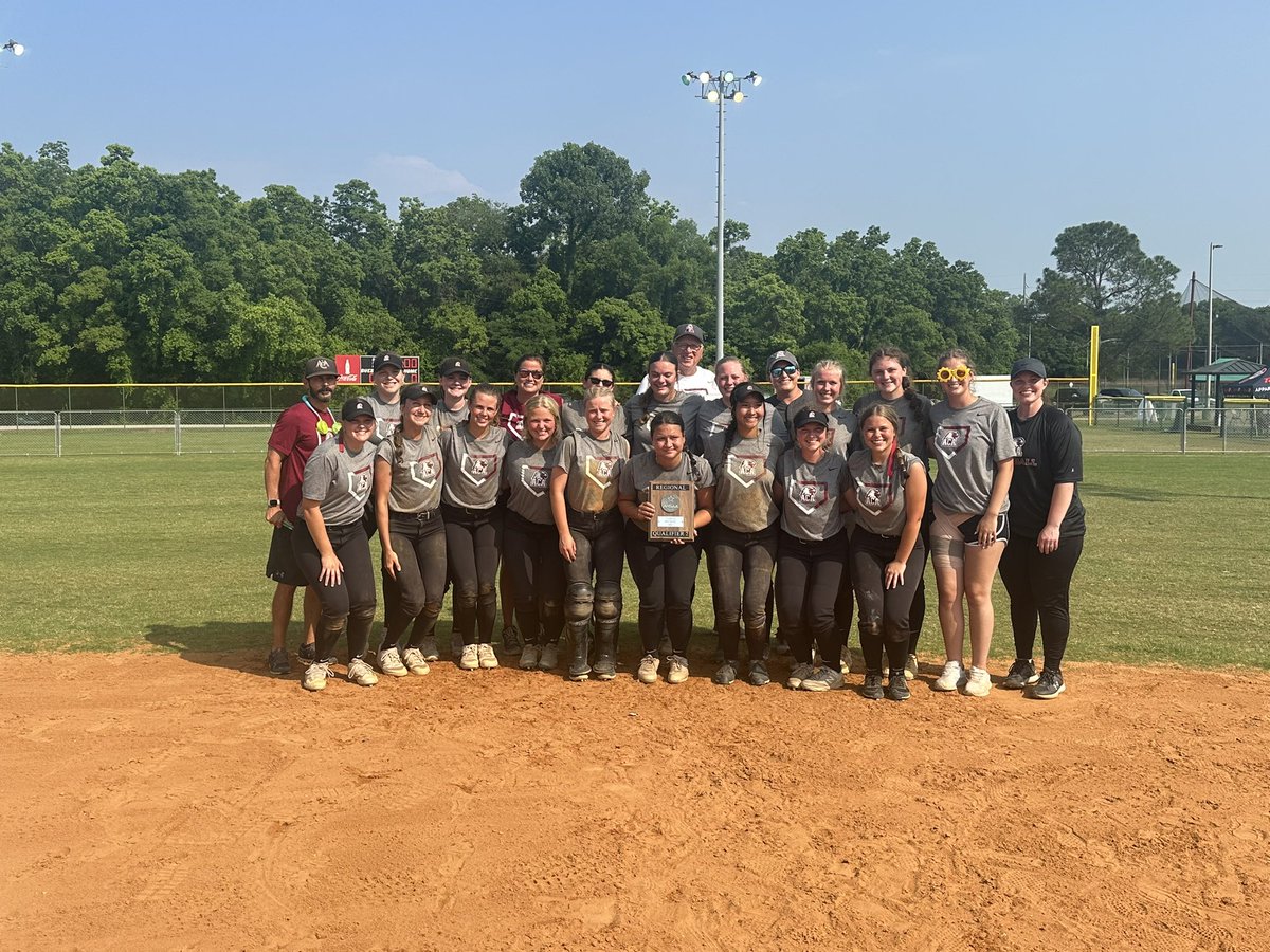 Punched our ticket to Oxford today‼️ 
17IP 21Ks .412 BA 6 SB including a clutch 2RBI double to send our team to STATE❤️ 🦅