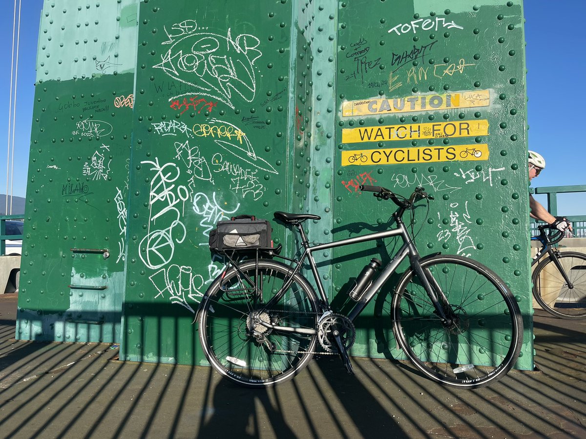 Returned the electric bike & got a full refund. After snapping the chain taking out the chain guard and destroying the detailer on my second ride I had enough.  Back to burning calories to riding off the rage 😤. Every #ebike passing me on #LionsGate reminds me of it.