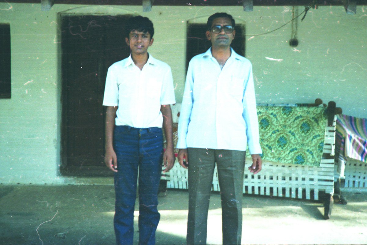 An early teen me with my dad on the first floor of our ancestral home at Gooty - one of my last trips to the place where my dad grew up! #FridayFlashback