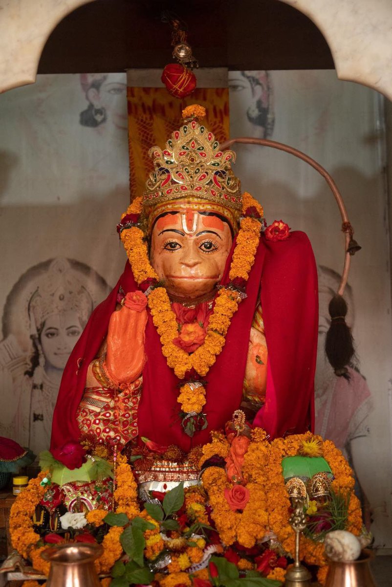 Friday morning & Statue of Hanuman Ji at Biratnagar ❤️🙏

Pic. Niraj Patel