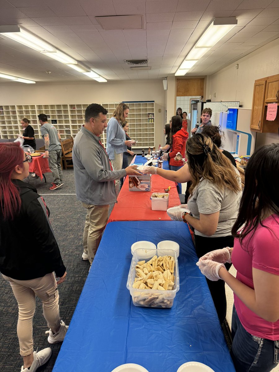 Day 4 of Teacher (Staff) Appreciation Week! Our staff was spoiled by our Senate today! They hosted a yummy dessert bar! We love our Mustangs! 💙❤️🤍 #teacherappreciationweek #principallife