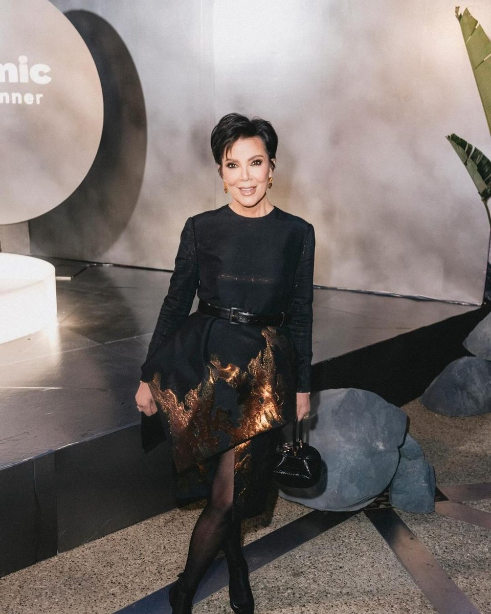 Kris Jenner revela que le detectaron un 'pequeño tumor” Lea listindiario.com/entretenimient… #ListínDiario