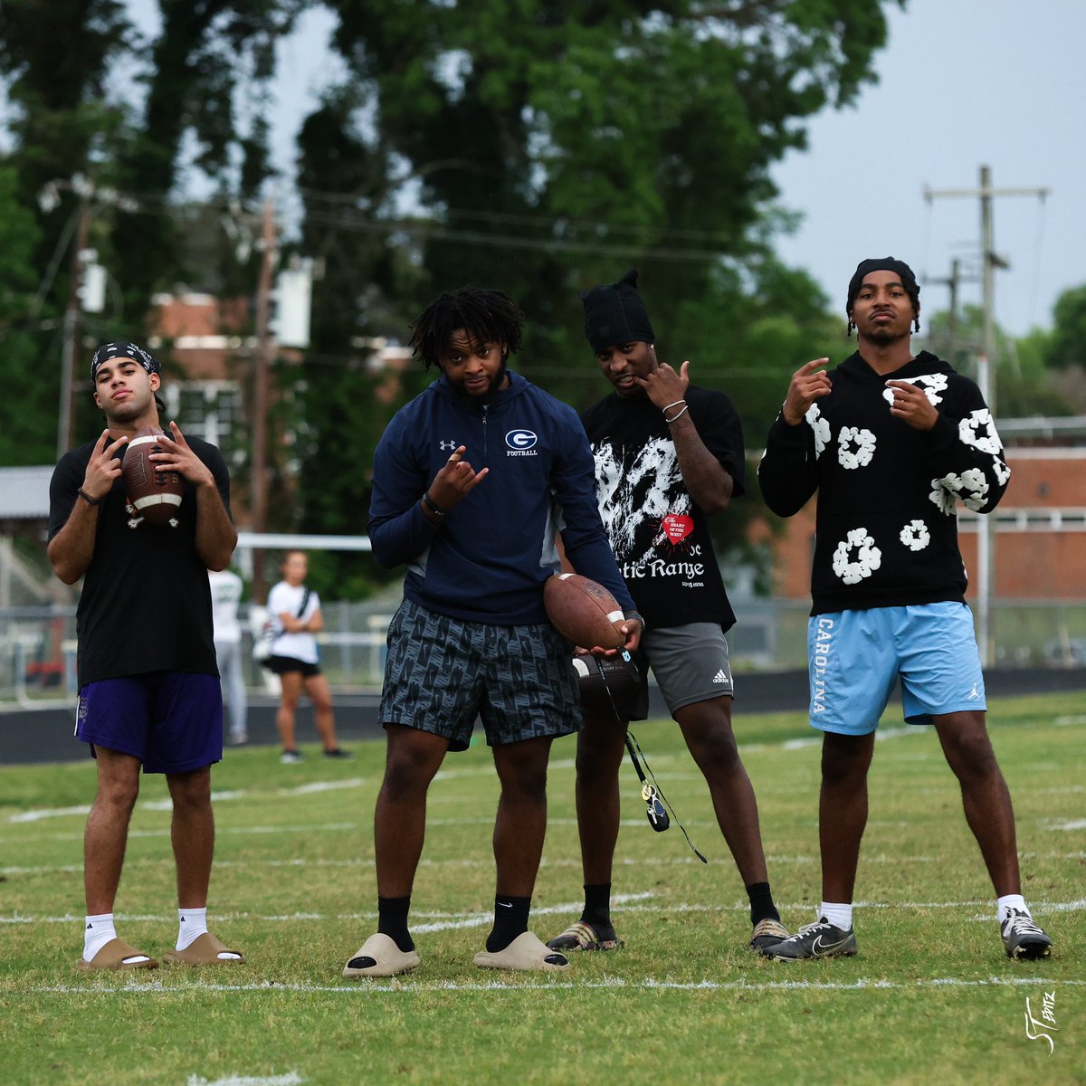 Nothing like having former greats @alonzabiii @icyryann @thealextaylor3 @rellsteppin @stimp4x out for the first 2 days of Spring Practice. Great focus and effort to get this #BlueCollar24 group underway! #TDT #RememberThe1 #GDTBAW 🌪️FootballFamily