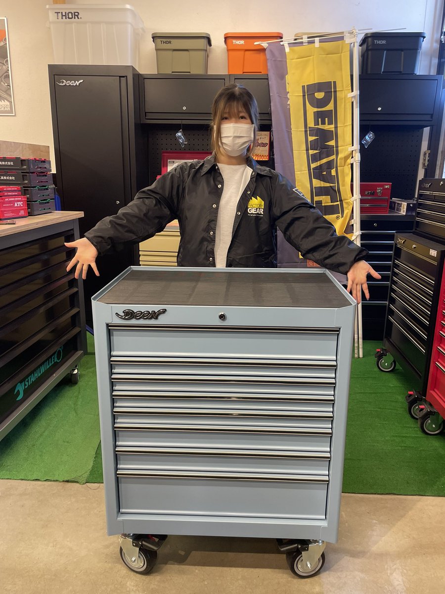 ネネ Deenキャビネット