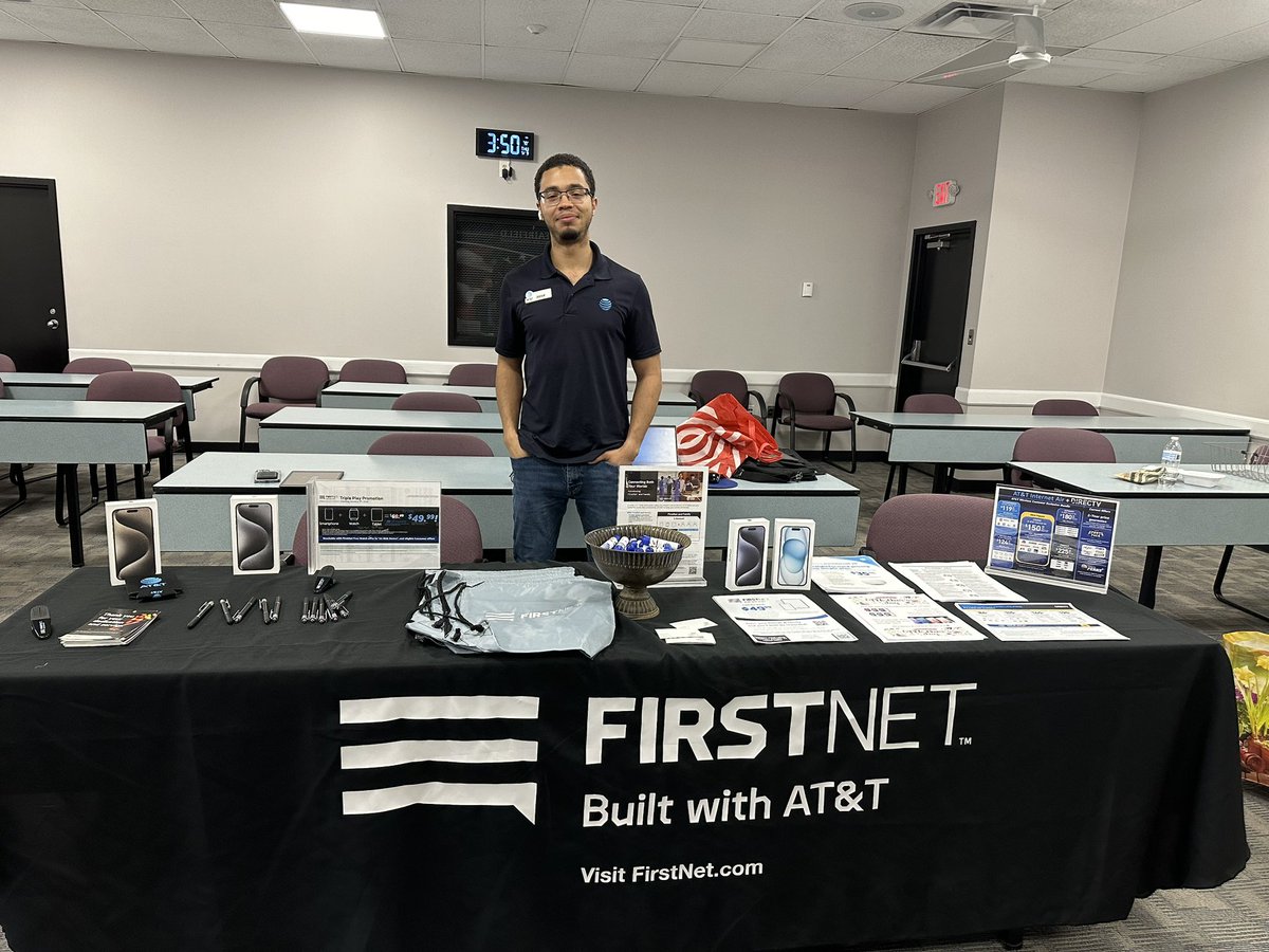 Going after those FirstNet adds at Fairfield PD with Team Fairfield Black rock! - <a href="/angels_candie/">yessenia santiago</a> <a href="/D_Zargos/">Dan Zargos</a> <a href="/keroninc/">Keron Incarnato</a> <a href="/itzeln89/">Itzel Nieves</a>