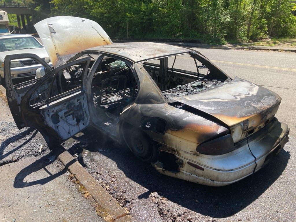 Press Release: Woman Facing Charges After Stabbing Cars with Knife, Igniting Car Fire (Photo) Link: portlandoregon.gov/police/news/re…