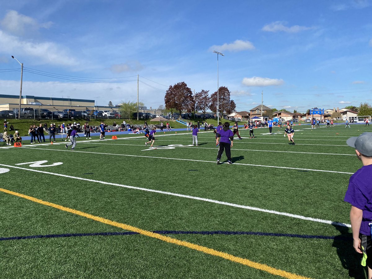 Congratulations to our Junior football team on a great day at their tournament. Thank you to the coaches for all your support to make this happen.