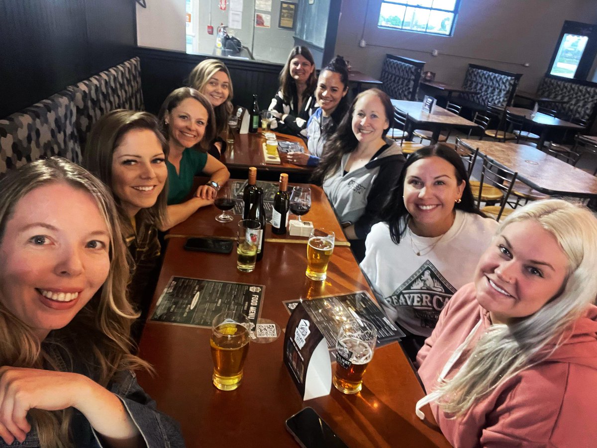Loved every minute with this wonderful group of women tonight… Already looking forward to our next “post-workout” social together.

#workandplay #womenwholift #strongwomen #friends #crossfitelgin #youbelonghere