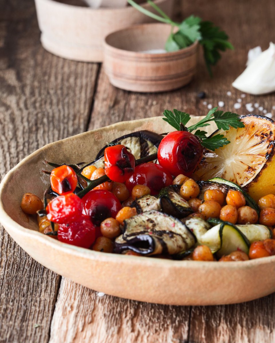 As flexitarian eating has continued to surge in popularity, Waitrose have announced the launch of 12 new PlantLiving products. 

Read more here: supermarketnews.co.nz/news/new-plant…

#plantliving #flexitarianeating #waitrose #waitroseUK #plantbaseddiet #alternativemeals #nutrientrich