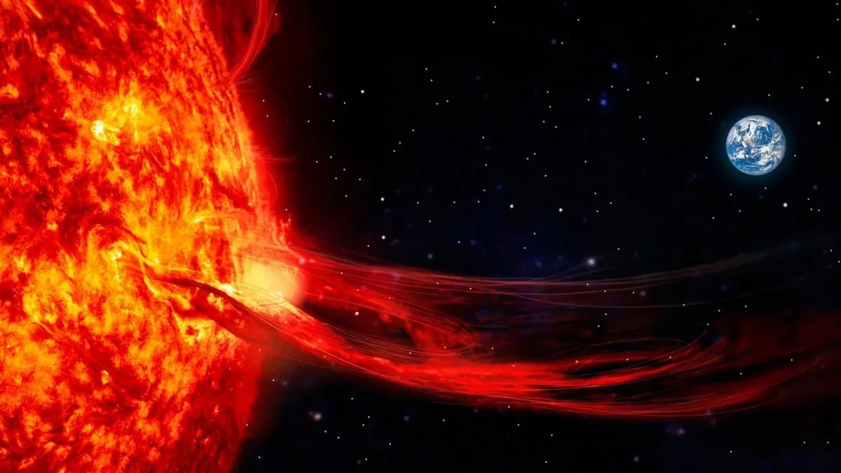 🔴 #AHORA | El NOAA detectó 5 llamaradas solares que golpearan la Tierra mañana. Se trata de la peor tormenta solar en casi 20 años. La alerta G4 implica que podrían producirse alteraciones en:

■ Comunicaciones
■ Apagones
■ Navegación
■ Operaciones de radio 
■ Satélites