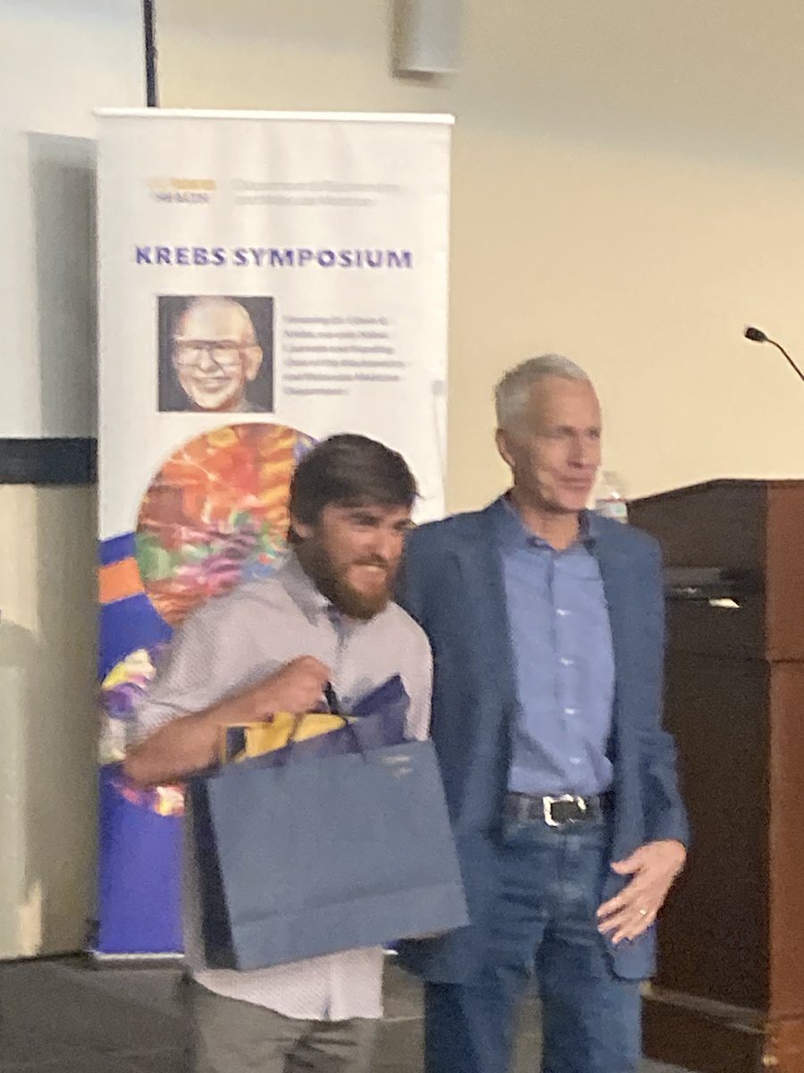 Congratulations to Kyle Rouen @KyleRouen from our lab and @UCD_BPH for winning the poster competition at the 2024 Ed Krebs Symposium organized by @UCDavisMed & @UCDBMM. Here he is with the keynote speaker Prof. Brian Kobilka @StanfordMed