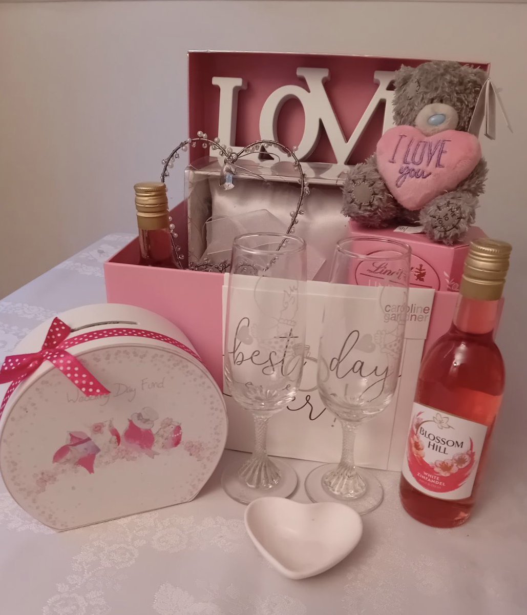 Romantic hamper to win at the Spring Fair Sat 18 May!  Kiwi wellieboot throwing competition, sausage sizzle, bouncy castle &amp; kids crafting. Host of crafters plus plants &amp; books. Lisburn &amp; Banbridge Ukes strumming from 12 noon, then members of the Harry Ferguson Memorial Pipe Band