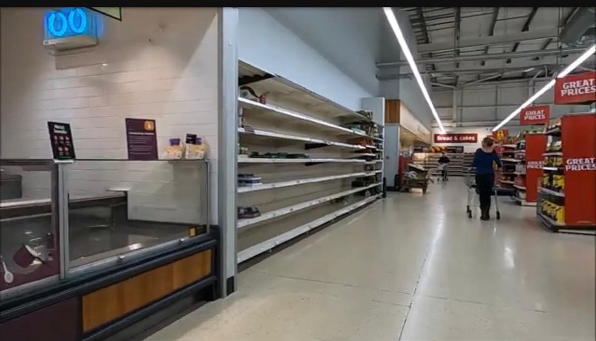 As our European cousins were celebrating  #EuropeDay yesterday, Britain crawled out of a #BrexitDisaster recession.

While they enjoyed lavish fisting with tables laden and Continental fare…we battled #EmptyShelves and #BrexitFamine.

More evidence flooding in…