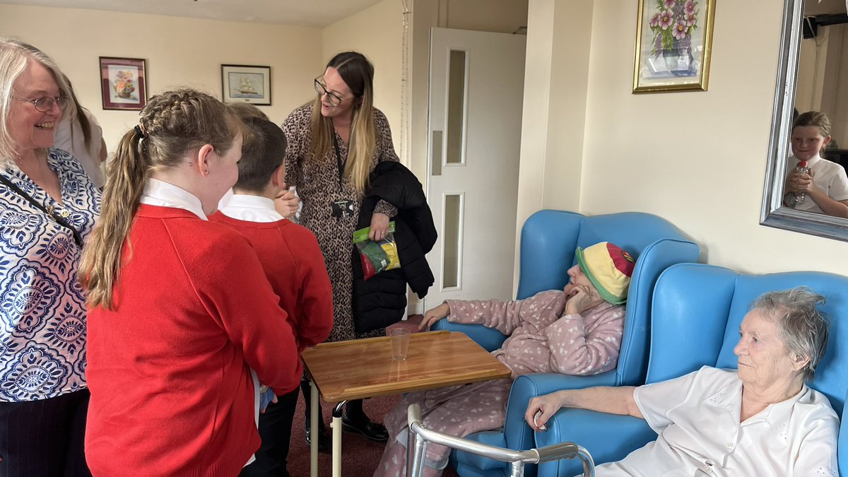 A truly heart warming visit to @WoffingtonHouse this week. It was lovely getting to know residents and we can’t wait to visit next week to complete our activities with our friends @IDSHeadteacher @IDS3to18 @CaerphillyCBC @cazjule