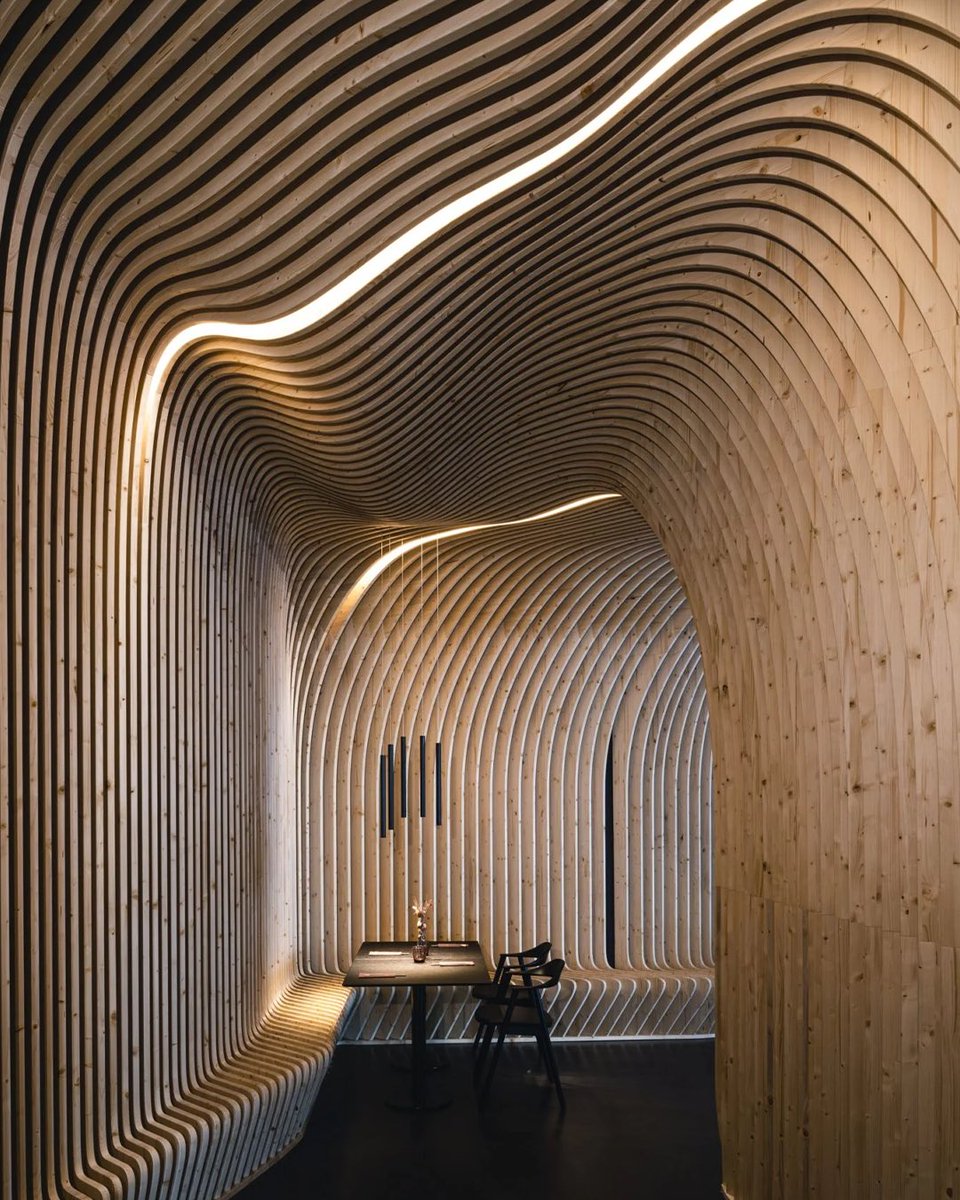 Fuji Yama Restaurant, designed by Bermüller + Niemeyer, is a Japanese restaurant, with captivating wooden panels designed with parametric 3D modeling, in Nuremberg, Germany.

The wooden panels are combined with acoustic absorbers. High-performance acoustic baffles made from…