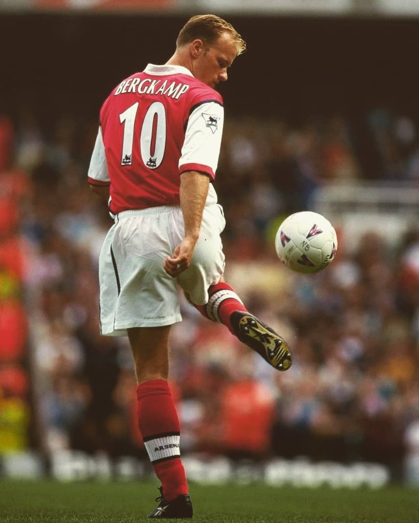 Happy Birthday Dennis Bergkamp 🎉