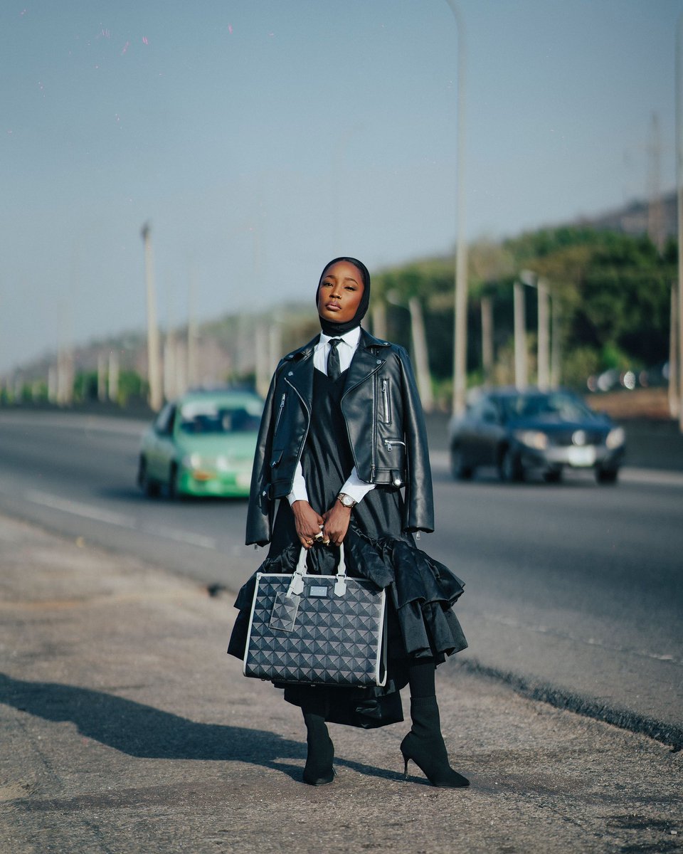 saamaccido_'s tweet image. Let me reintroduce MYSELF
AFRICANA X SA’A
Your Next BILLBOARD, VOGUE Girl COVER ♟