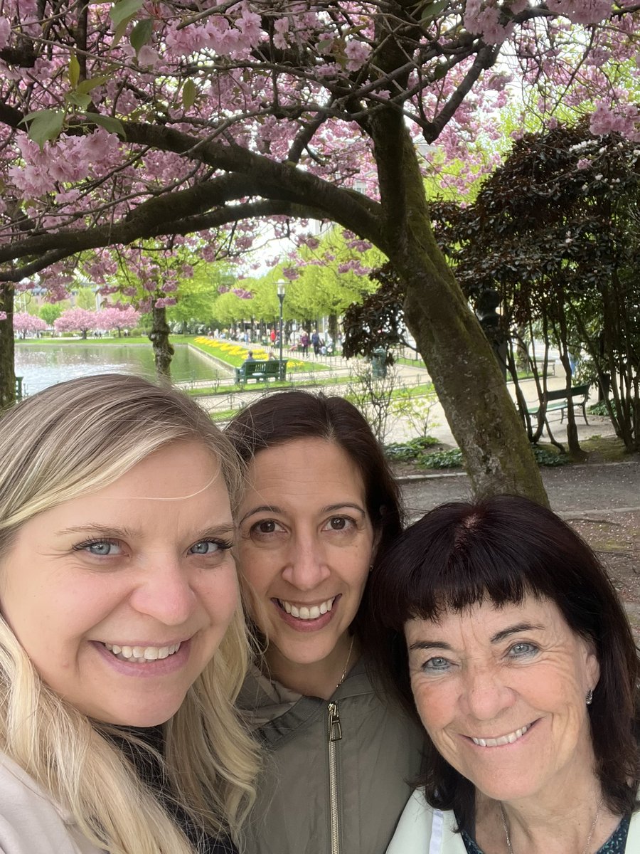 Thanks @OSSDtweets for an absolutely inspiring meeting in 🇳🇴! So much learning, networking, fun, and catching-up with some of the most incredible #SexAndGender and #WomensHealth scientists! @SofiaAhmedMD @WomensHearts2 @CIHRIGH