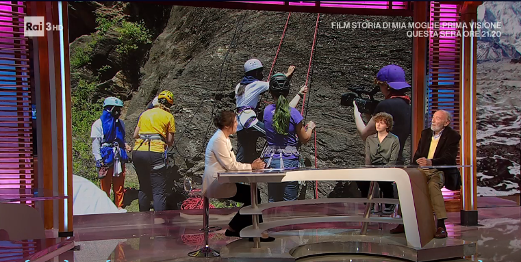 MWildernessInt's tweet photo. Carlo Alberto Pinelli, Head of MW Asian Desk, and videomaker Chiara guests at the Italian TV programme #Geo to talk about the all-women course held in Pakistan
#GirlsInAction #SwatProject #womenpower
Watch the recording (in Italian) at the following link:
https://t.co/CB6Ffp4ggj https://t.co/o8gktMlXFn