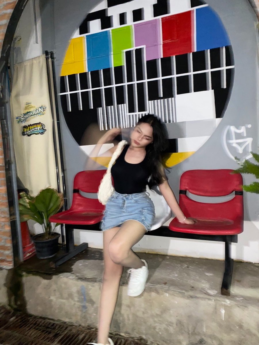 🦋🦋 tweet media
