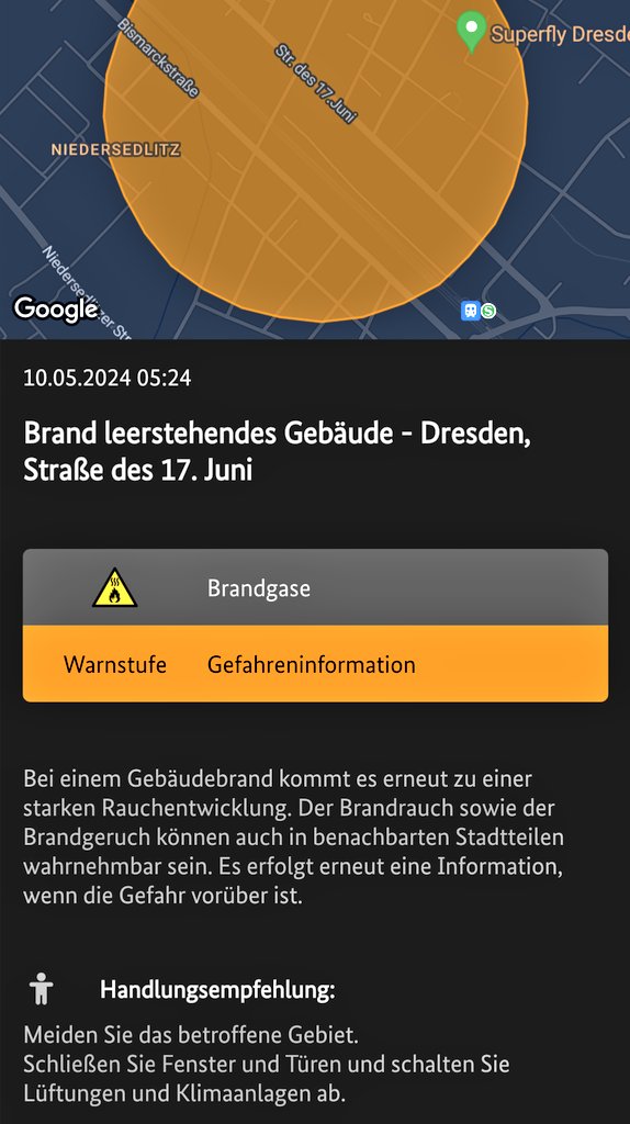 Pixel_Roulette's tweet photo. Vor wenigen Minuten, hat die #WarnAPP #NINA erneut für #Dresden #Leuben / #Niedersedlitz eine Gefahreninformation heraus gegeben. Der Brand in der ehemaligen Malzfabrik, ist in den Morgenstunden erneut stark aufgefacht. Fenster und Türen sollen geschlossen bleiben. https://t.co/SK7ZJTzx0O