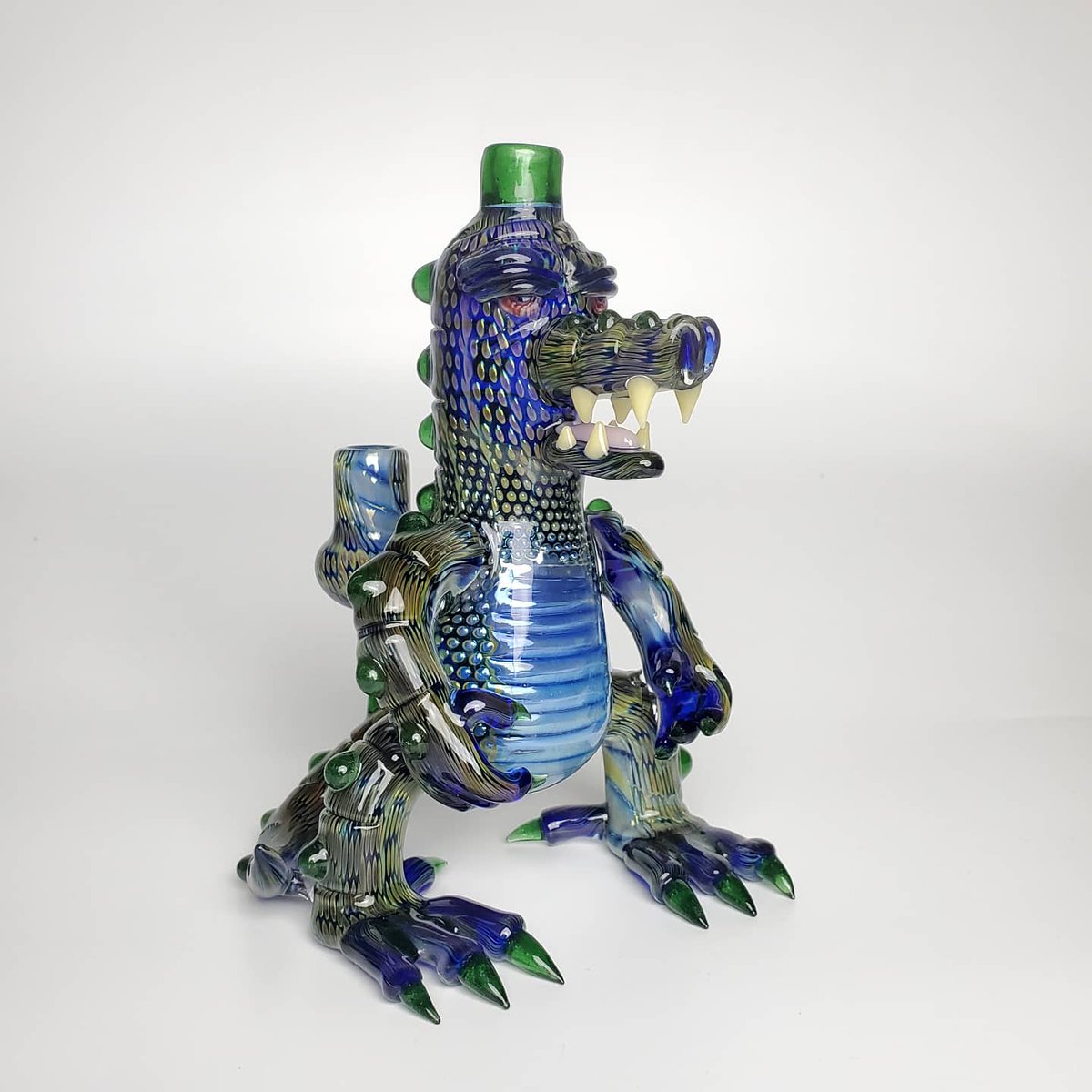 AaronUGlass's tweet image. Snake Skin Gator collab with Firekist Glass. Comes with matching bubble cap and hardcase. Available, thanks for looking 🤙🐊💨